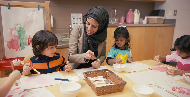 Rock painting: an imagination-stimulating, creativity-inspiring craft your kids can do at home